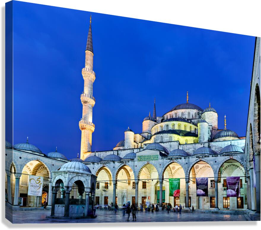 Visit to the Blue Mosque in Istanbul during evening hours