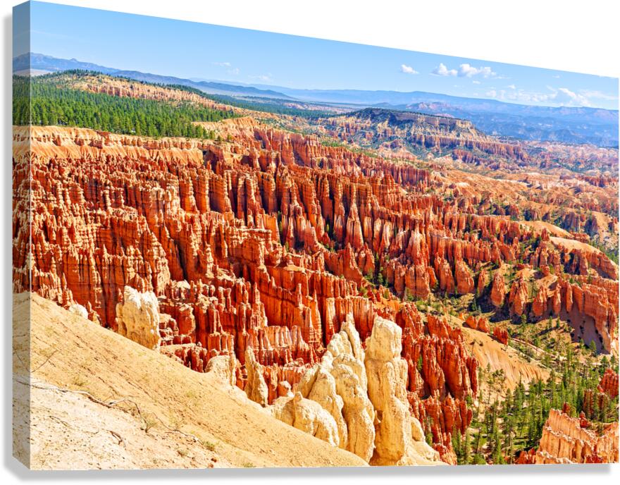 View from inspiration point at bryce canyon national park
