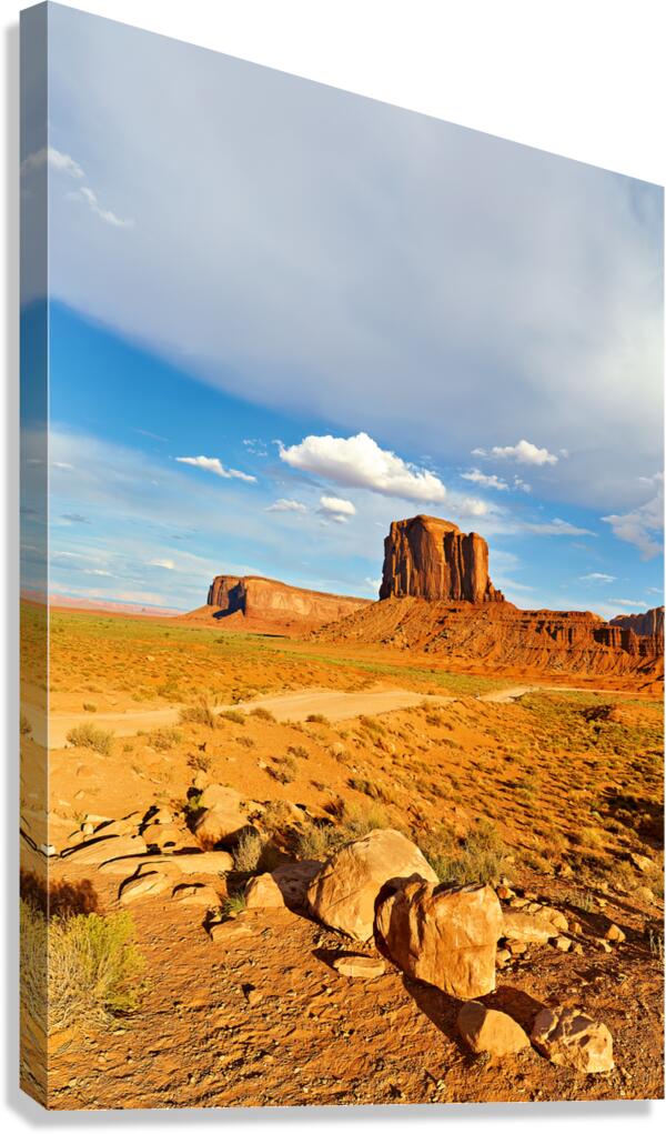 Exploring Monument Valley in Utah during daytime