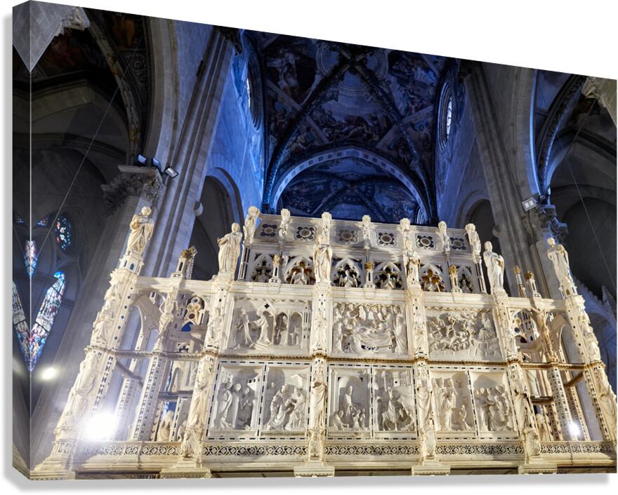 Explore Cattedrale dei Santi Pietro e Donato in Arezzo Tuscany