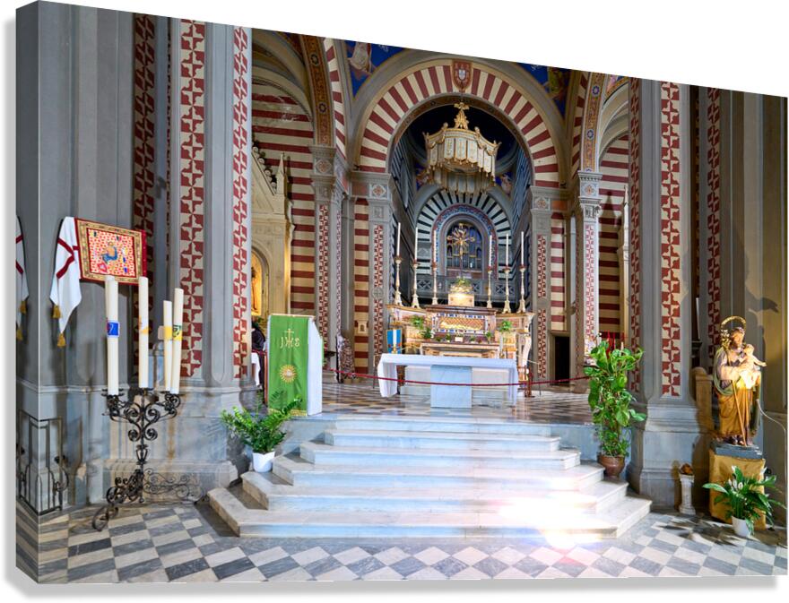 Basilica Santa Margherita in Cortona Italy with church altar