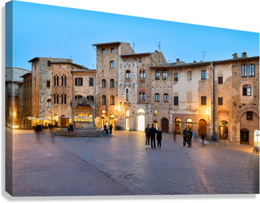 Sunset view of Piazza della Cisterna in San Gimignano Tuscany