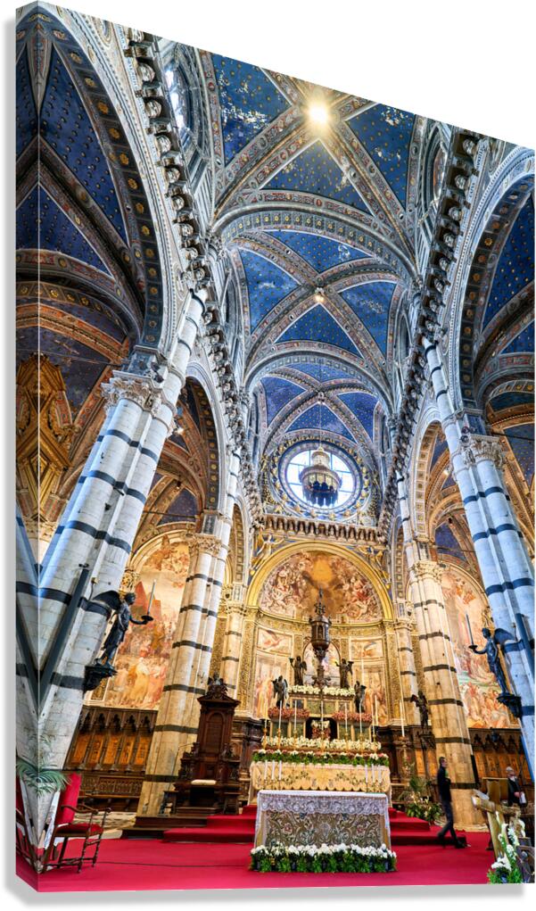 Explore the beauty of Siena Cathedral in Tuscany Italy