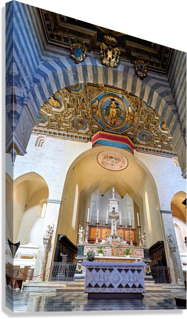 Exploring the interior of Cathedral Duomo di Volterra in Italy