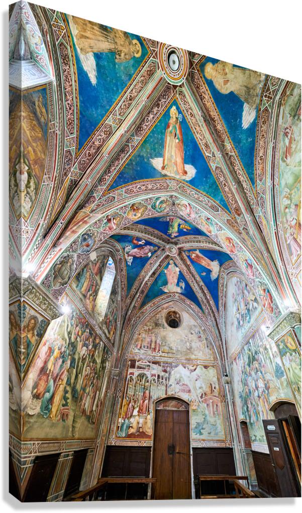 Visit the chapel of the daily cross in volterra tuscany