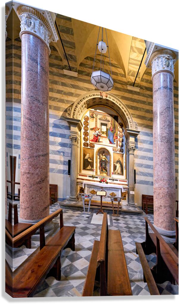 Visit to the Cathedral Duomo di Volterra in Tuscany Italy