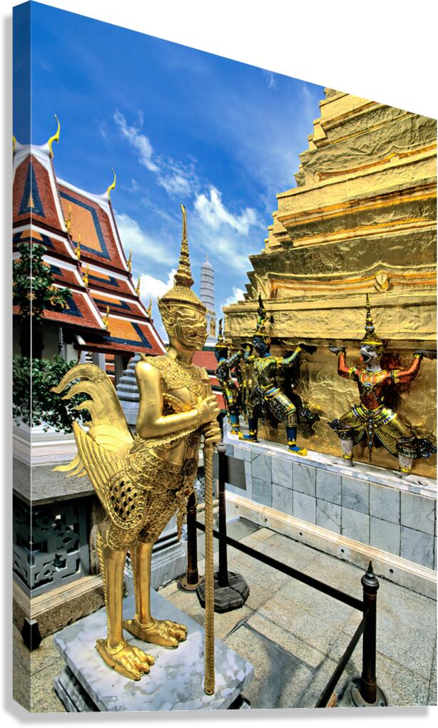 Wat Phra Kaew sculptures and golden stupa in Bangkok