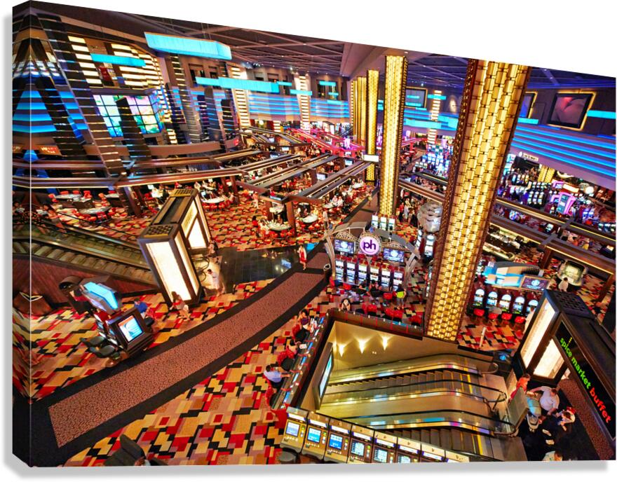 Guests have fun at Planet Hollywood Casino Vegas