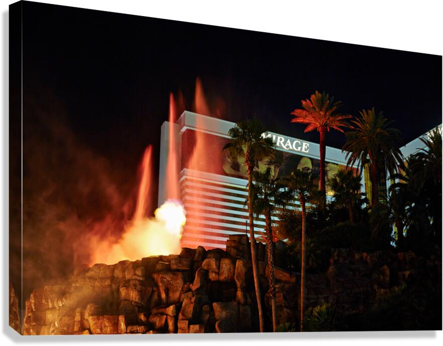 Volcano eruption show at Mirage Hotel in Las Vegas