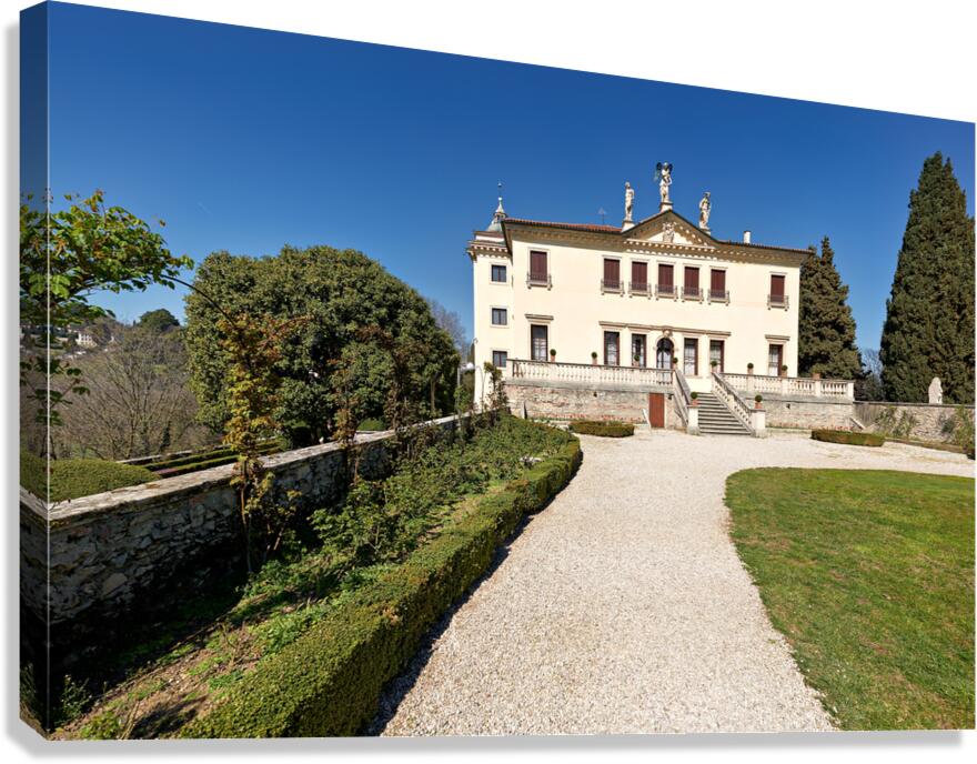 Villa Valmarana ai Nani in Vicenza has Tiepolo art