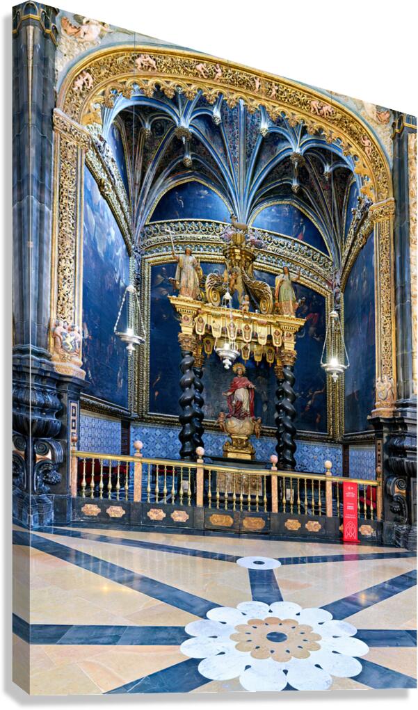Visit to the chapel of san pedro arbues in zaragoza spain
