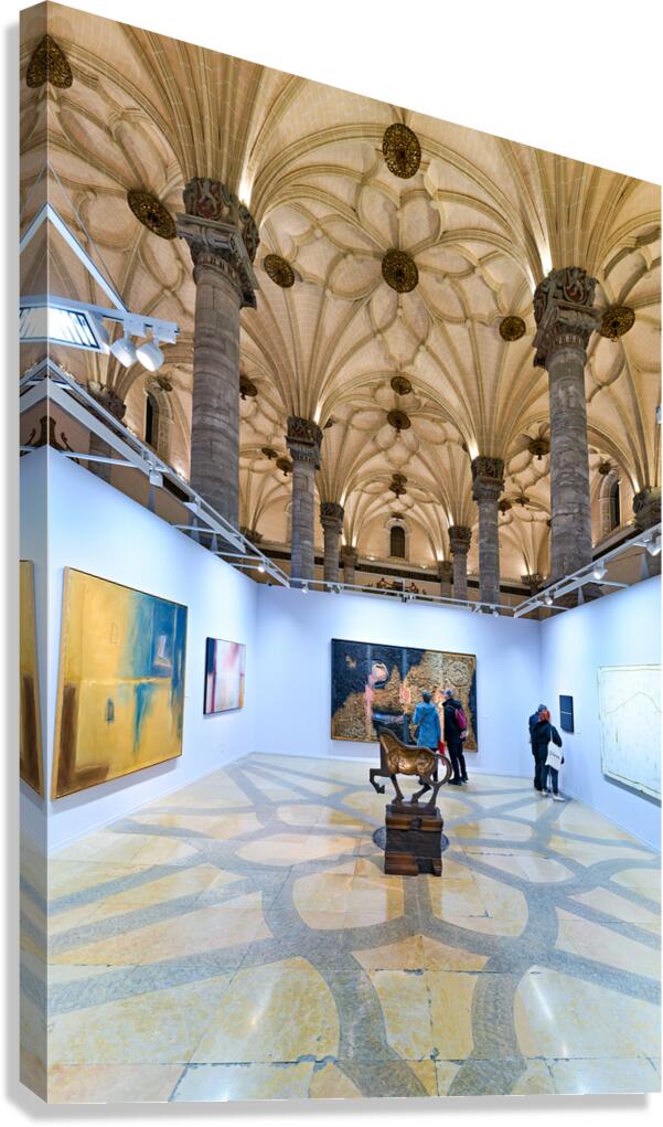 Art exhibition at Sala de Exposiciones La Lonja in Zaragoza