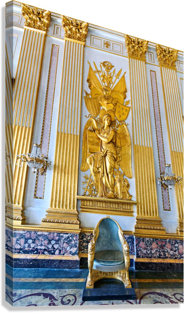 Visit to the hall of astrea in caserta royal palace