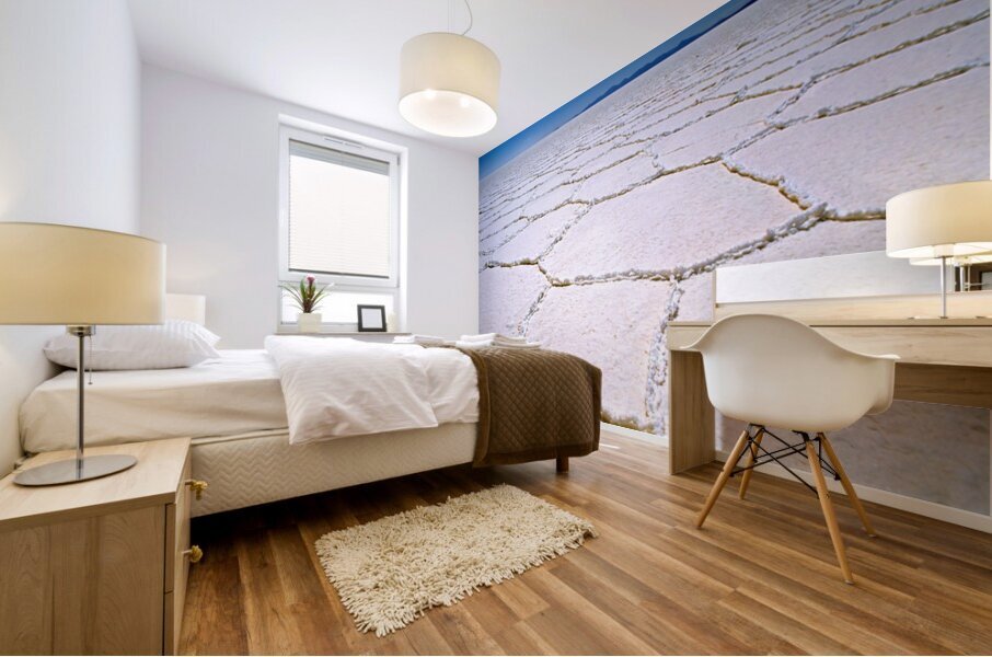 Expansive white salt flat with geometric patterns. Impression murale