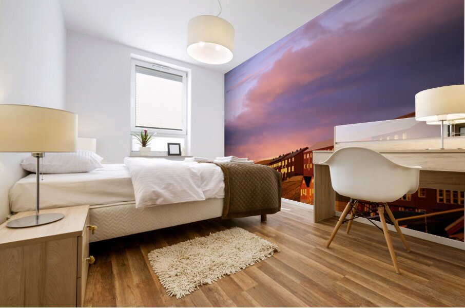 Sunset over longyearbyen in svalbard archipelago norway Impression murale