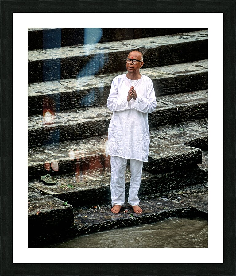 Nepal. Kathmandu. A pilgrim in Pashupatinath Picture Frame print