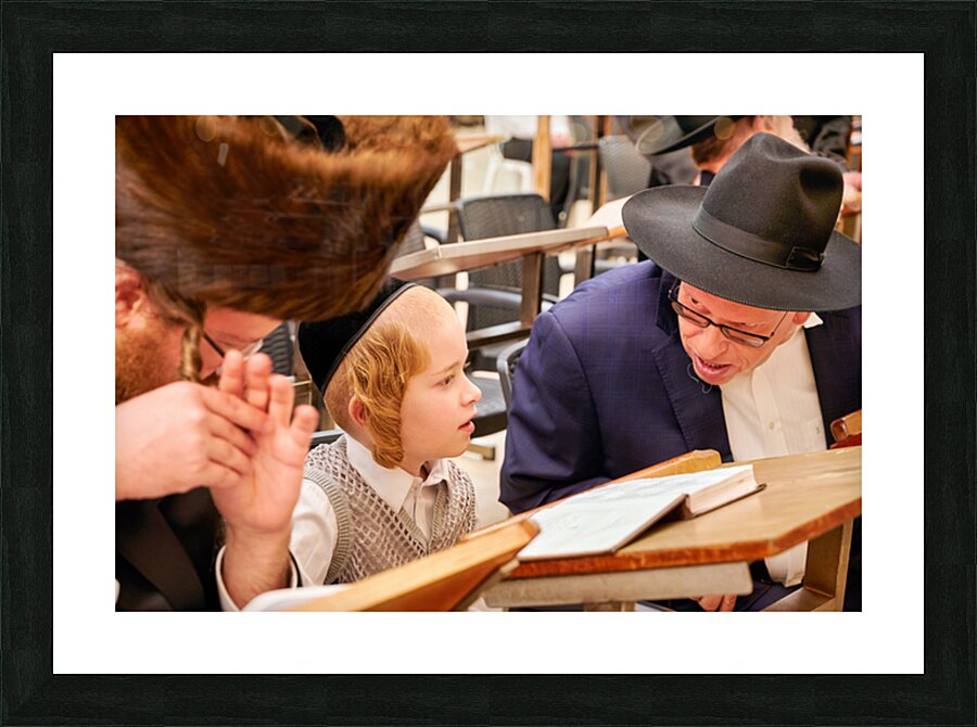 Orthodox Jews pray at the Wailing Wall in Jerusalem Israel Picture Frame print