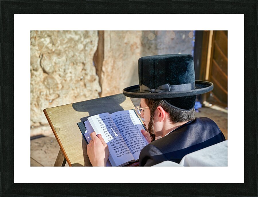 Orthodox Jews at the Wailing Wall in Jerusalem during prayer Picture Frame print