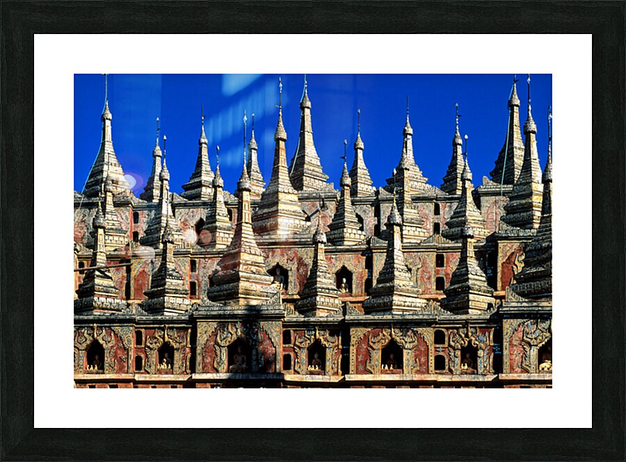 Mohnyin Thambuddhei Paya architecture in Monywa Myanmar Picture Frame print