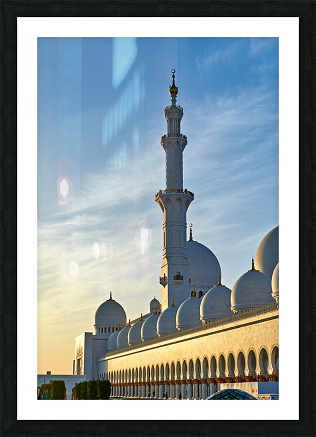 Sheikh Zayed Grand Mosque in Abu Dhabi during sunset Picture Frame print