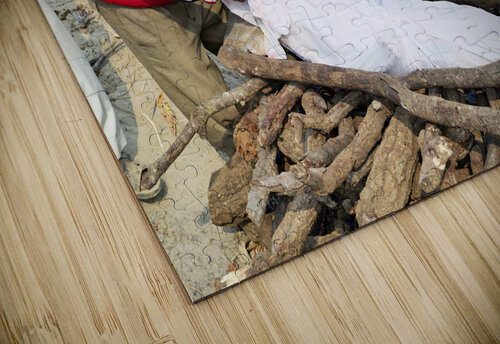 India. Varanasi Benares Uttar Pradesh. The sacred rite of hindu cremations by the river Ganges Marco Brivio puzzle