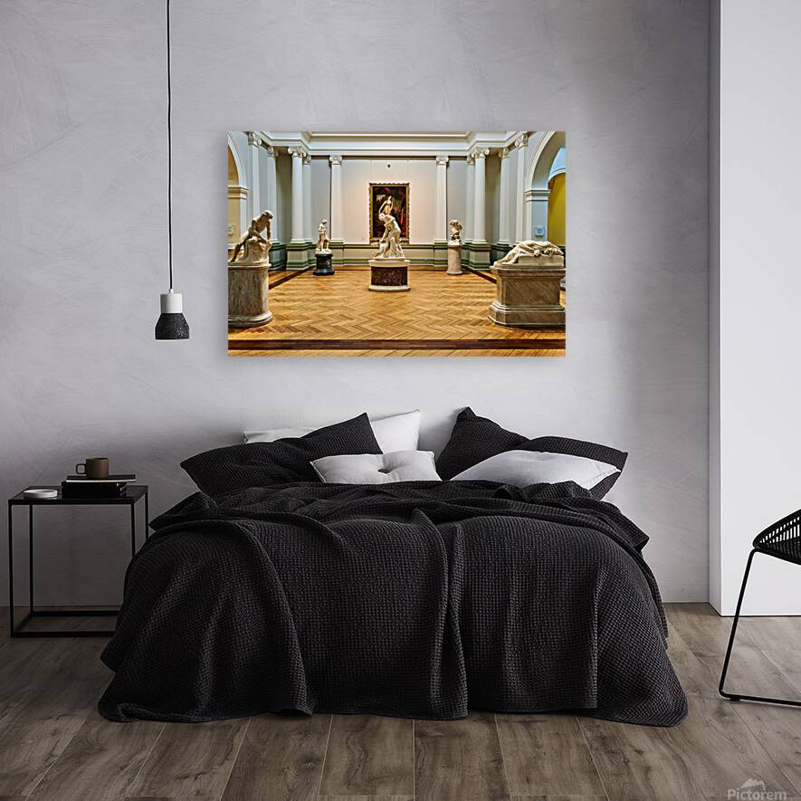 Sculptures and paintings in an art gallery in Sydney Reproduction