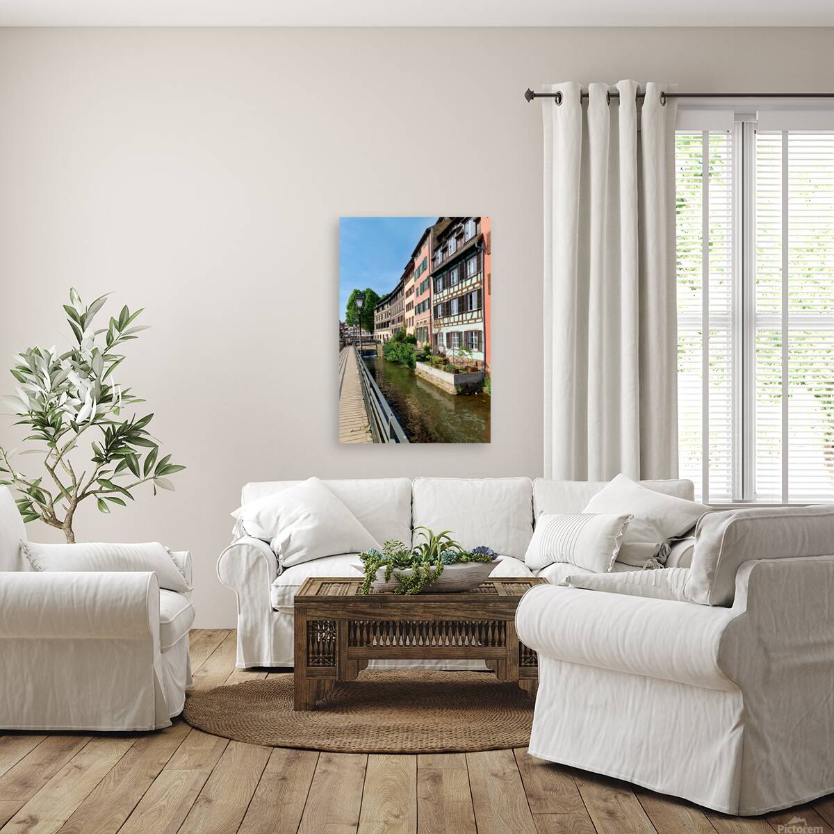 Colorful houses on canal in Petit France district of Strasbourg Reproduction