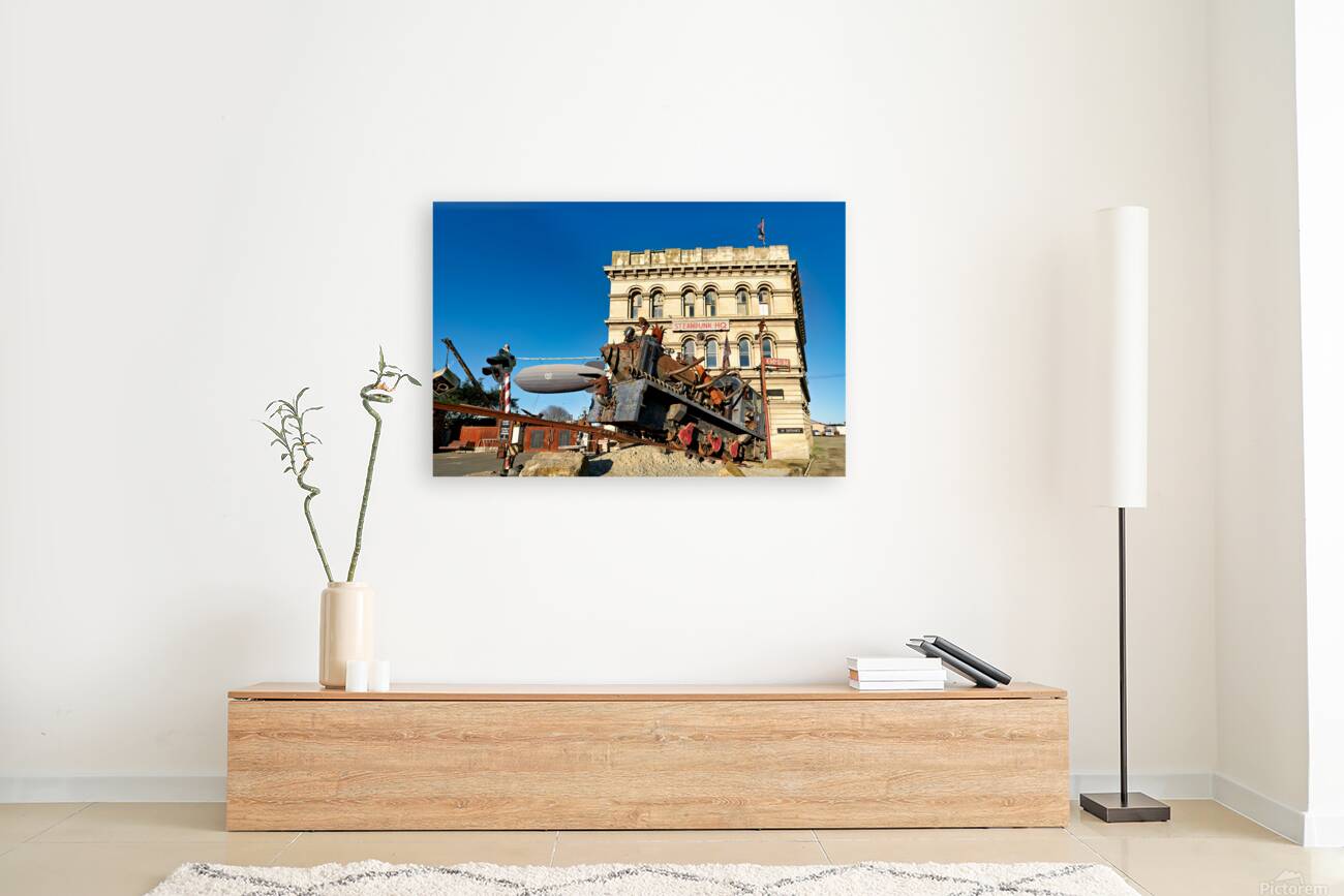 Explore steampunk hq and the steampunk engine in oamaru Reproduction