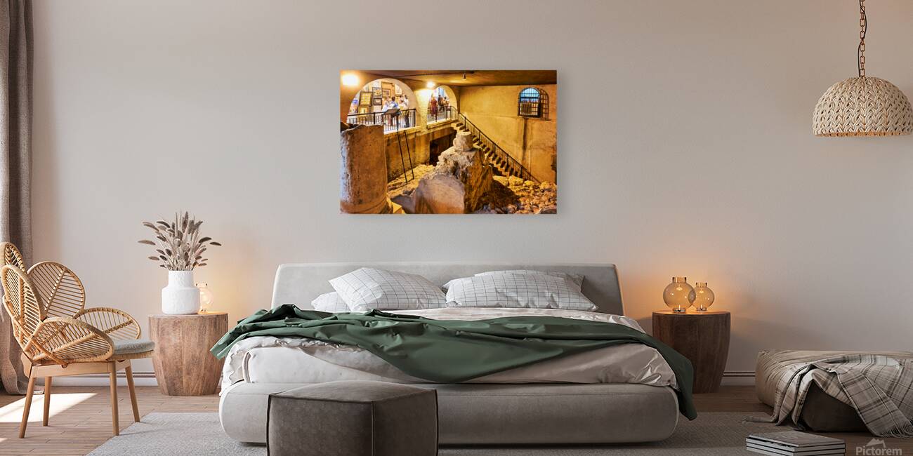 Exploring the cardo in the jewish quarter of jerusalem Reproduction