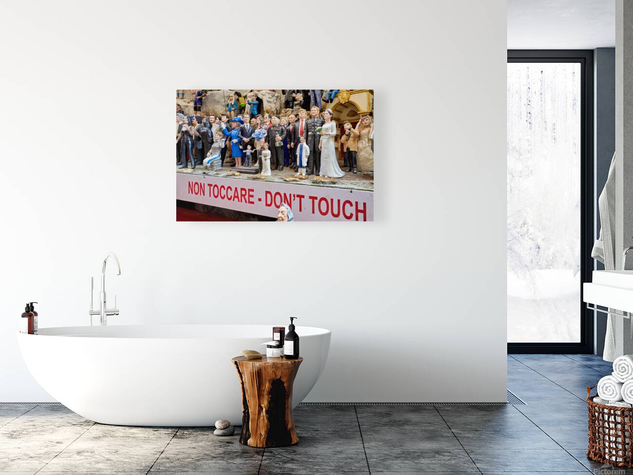 Statues of Christmas Nativity scene in Naples artisan workshop Reproduction