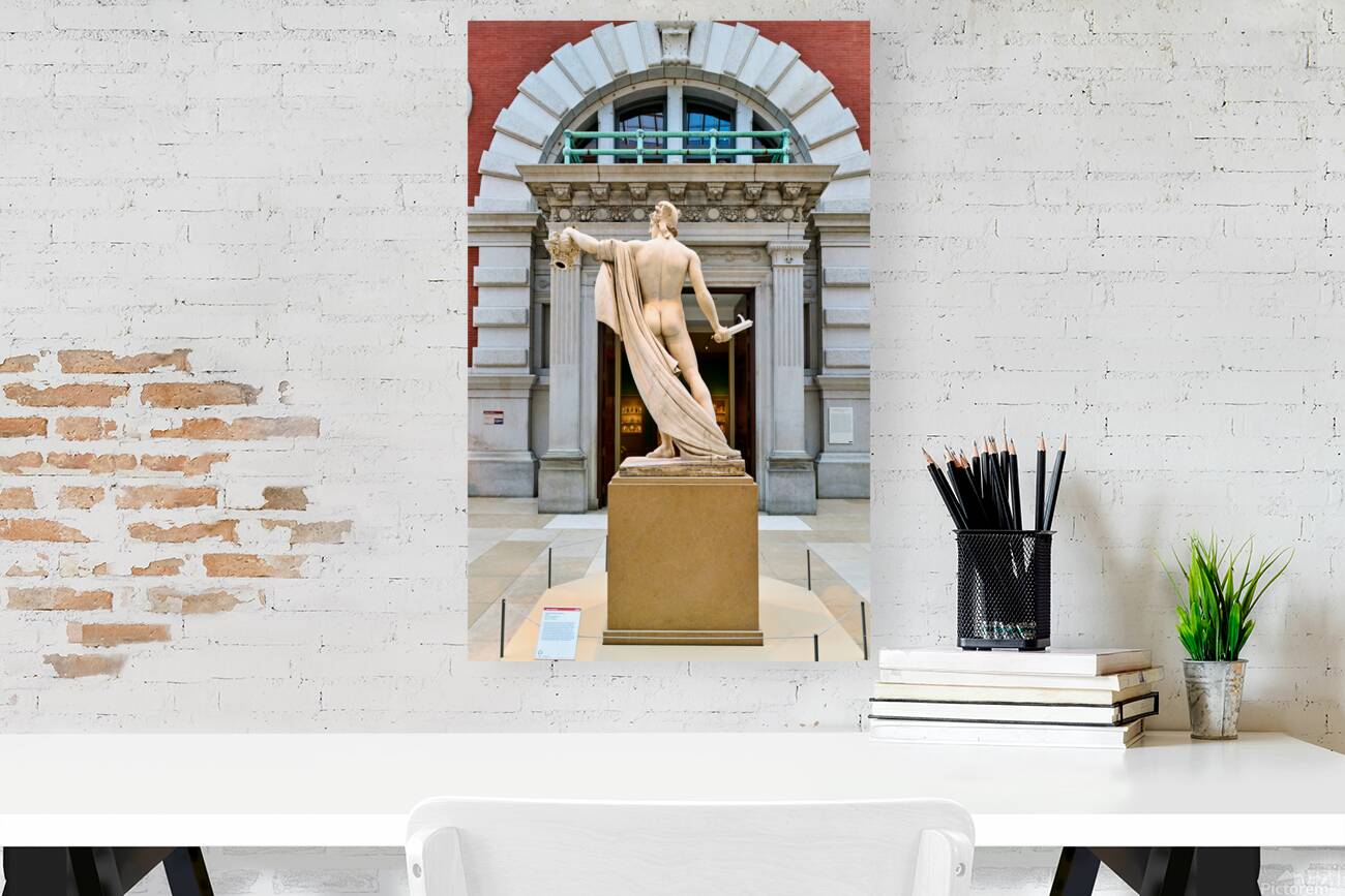 Perseus holds Medusas head at Metropolitan Museum of Art in New Reproduction