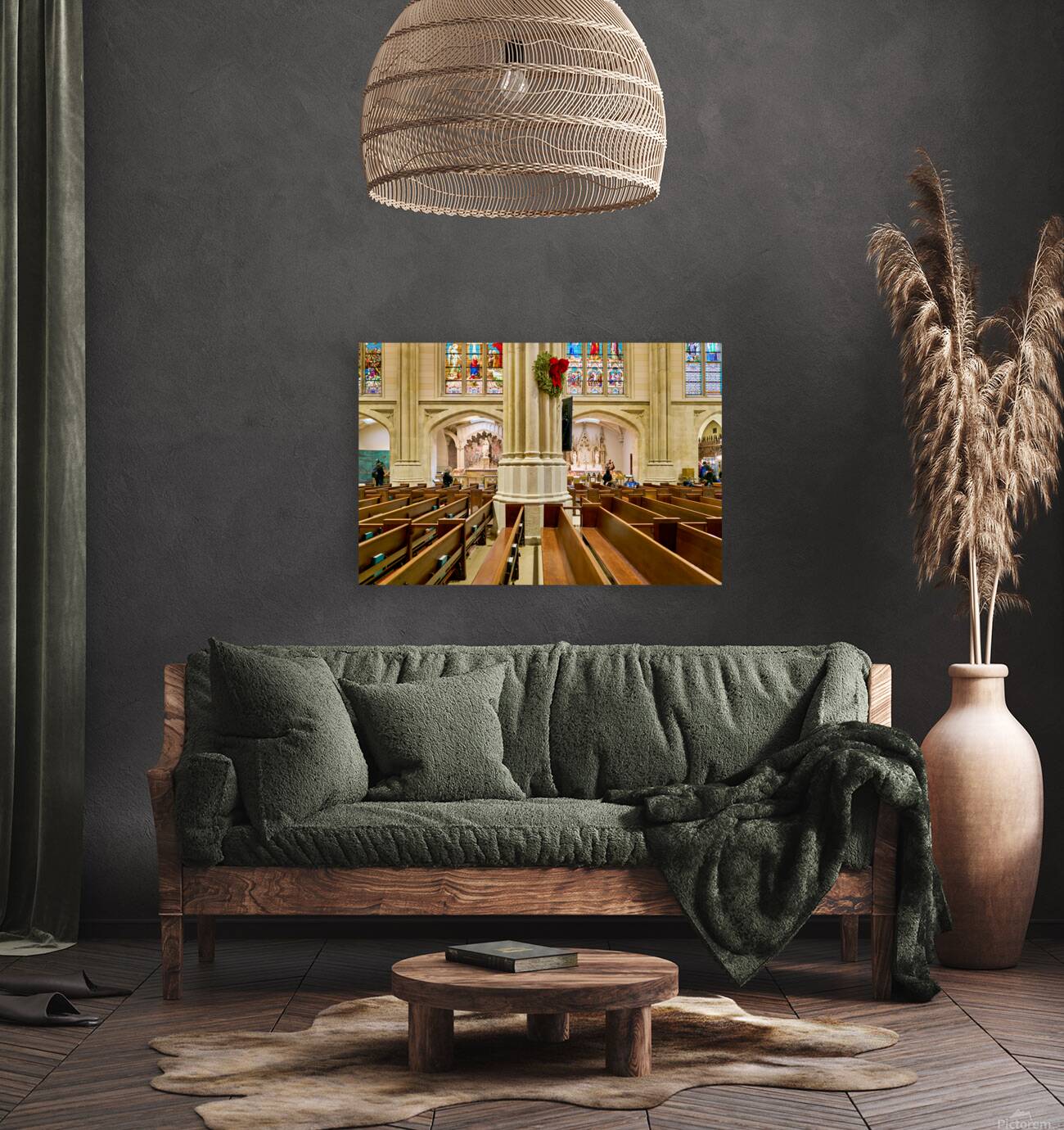 Visitors walk through St Reproduction