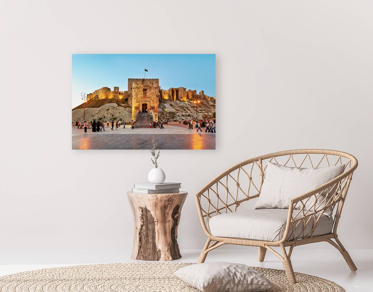 Exploring the citadel of Aleppo during dusk in Syria Reproduction