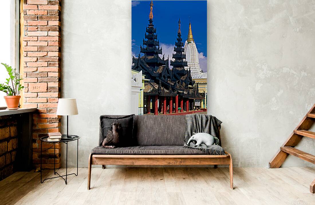 Visit to Shwezigon Paya in Bagan Myanmar on a clear day Reproduction