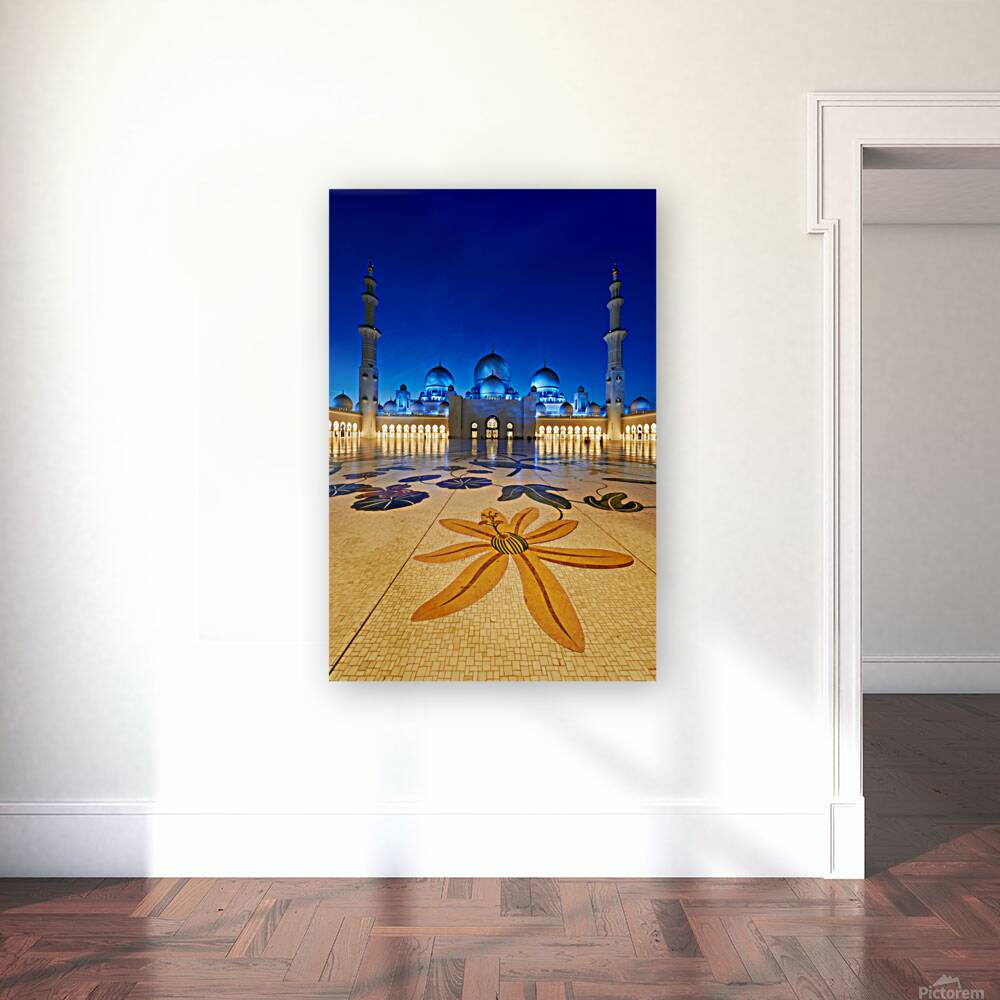 Sheikh Zayed Grand Mosque at night in Abu Dhabi Reproduction