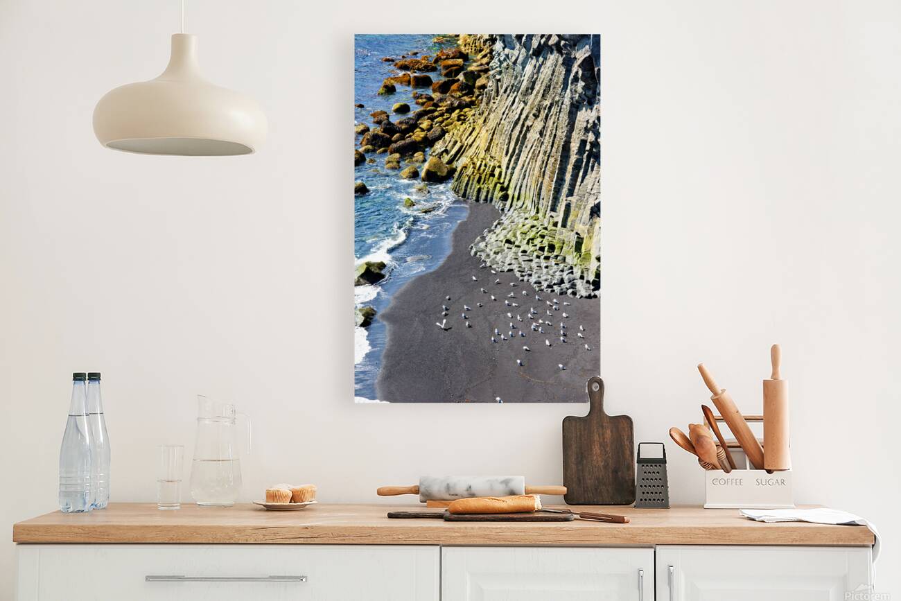 Exploring arnarstapi cliff and beach in iceland Reproduction