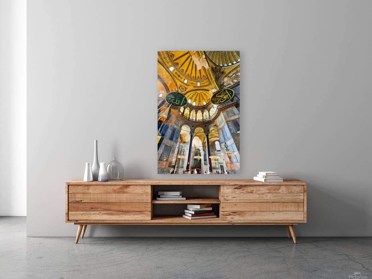 Visitors explore Hagia Sophia Grand Mosque in Istanbul Reproduction