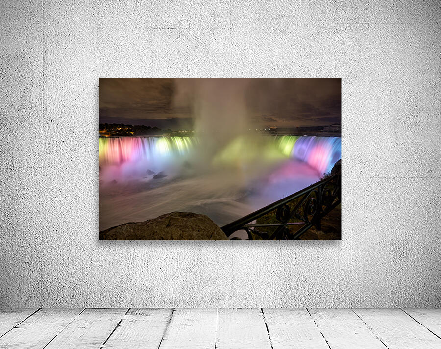 Canada. Niagara Falls Wall Preview