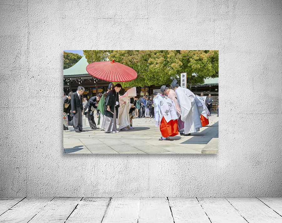 Japan. Tokyo. Traditional wedding ceremony at Meiji Jingu Shinto shrine Wall Preview
