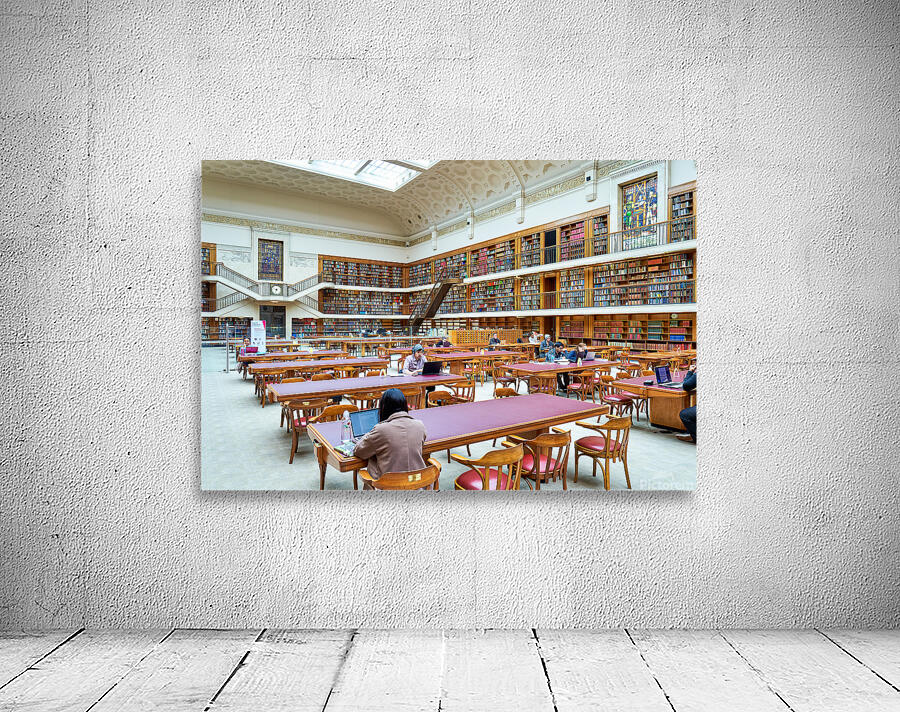 People study in the grand reading room of Mitchell Library in Sy Wall Preview