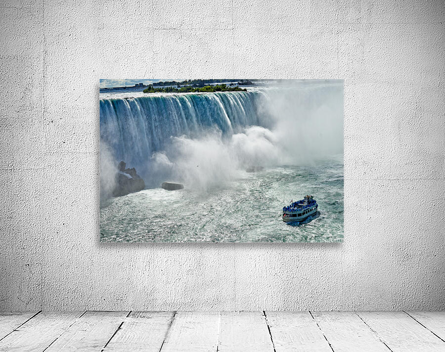Maid of the Mist boat at Niagara Falls. Wall Preview