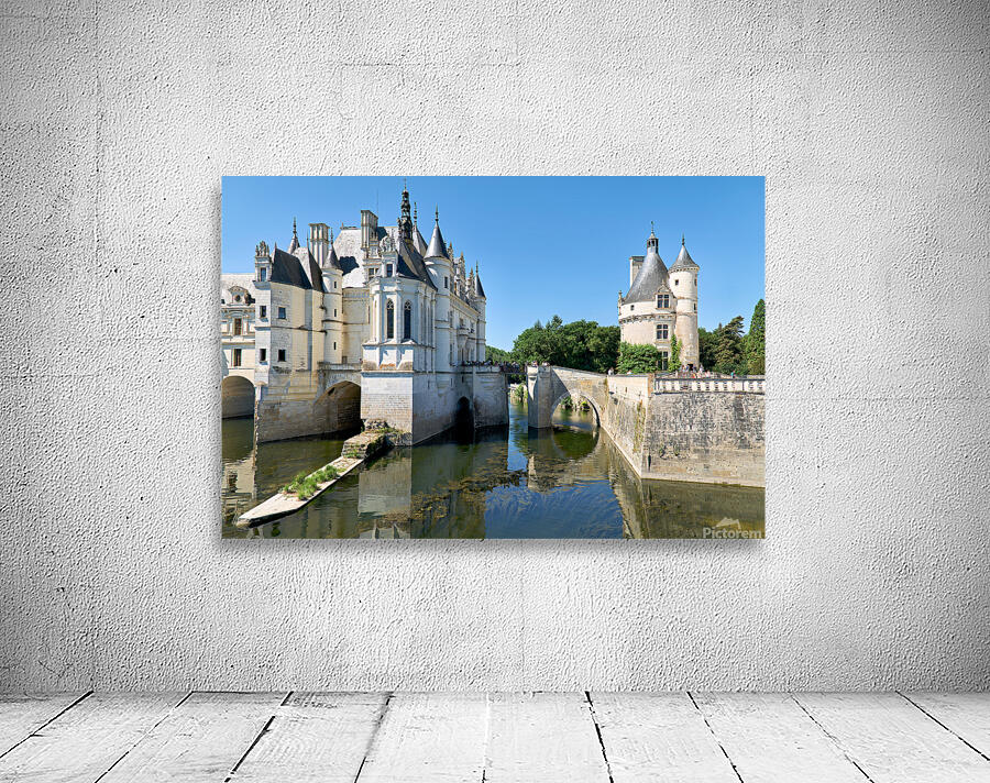 Visit Chenonceau Castle in France along the river Wall Preview