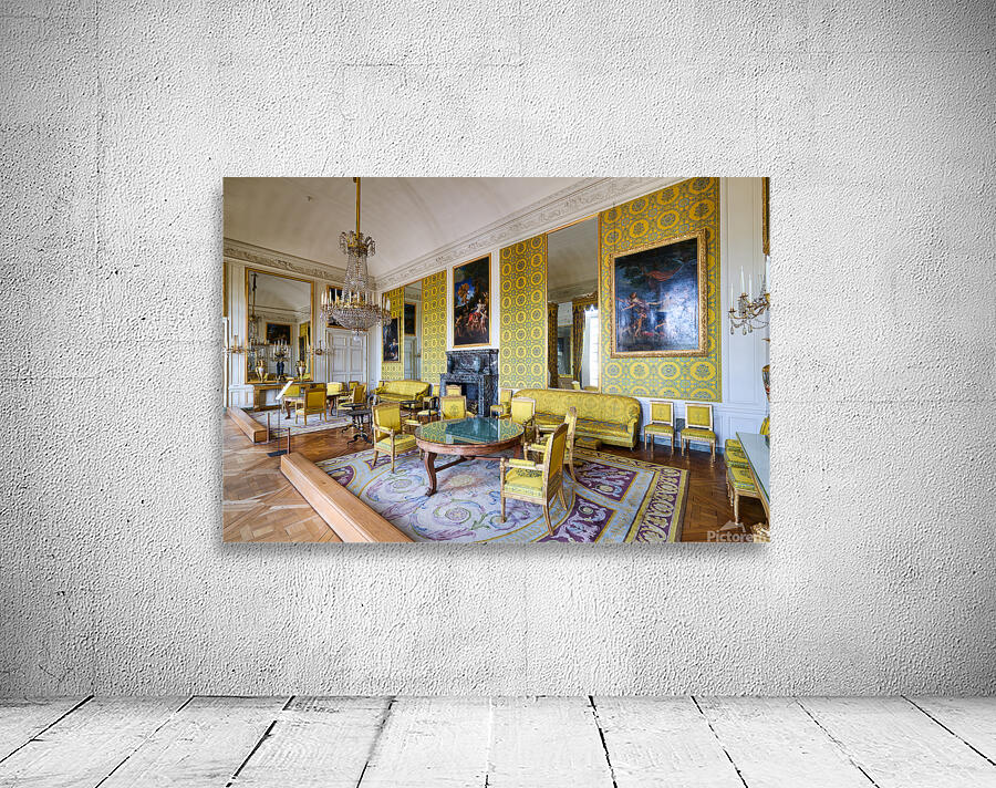 Visit Grand Trianon in Versailles for a glimpse of royal history Wall Preview