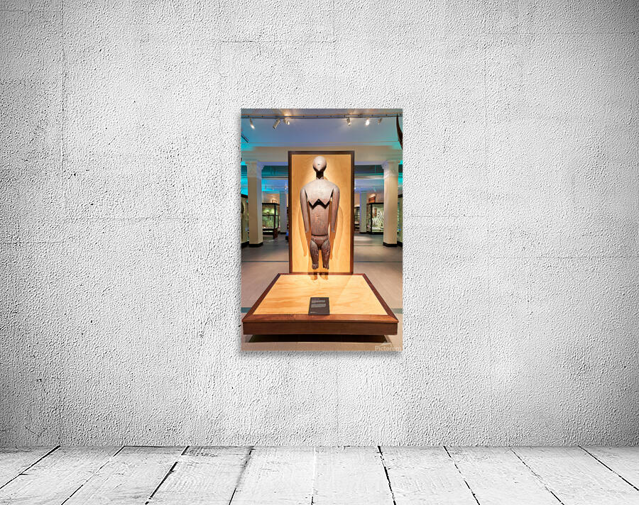 Maori goddess figure Kave on display in Auckland War Memorial Mu Wall Preview