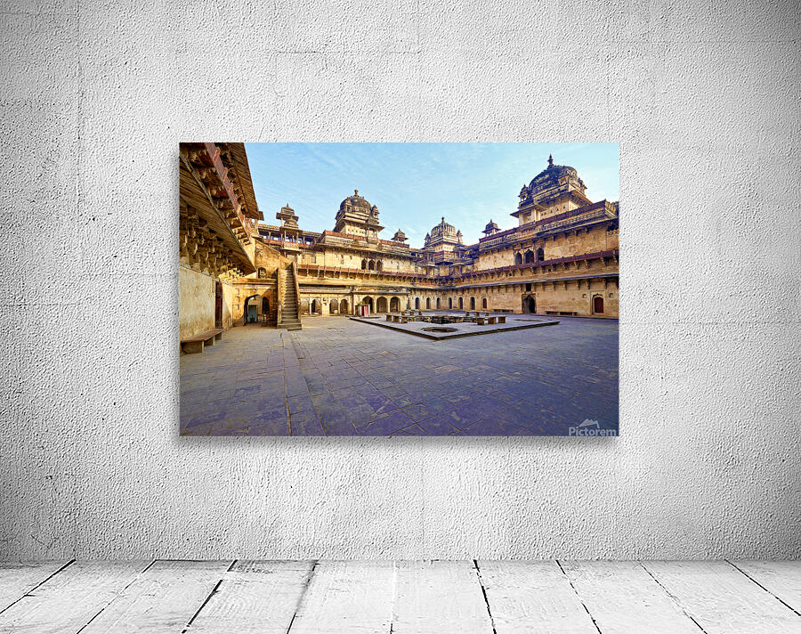 Exploring the fort complex in orchha madhya pradesh india Wall Preview