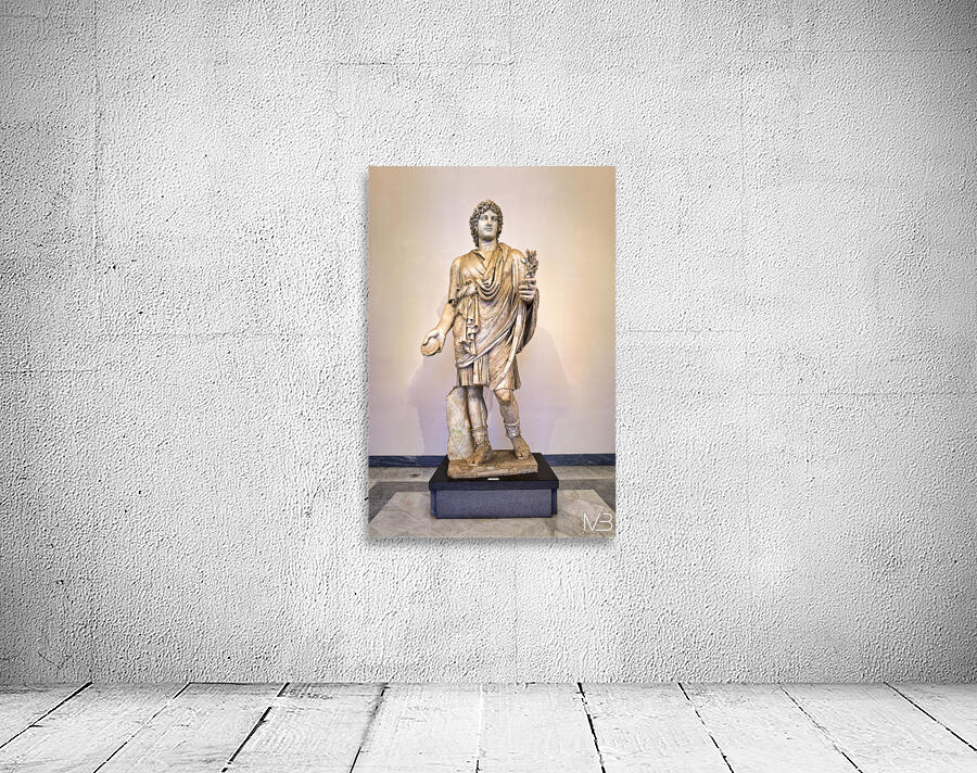 A Roman statue stands in the National Archaeological Museum of N Wall Preview