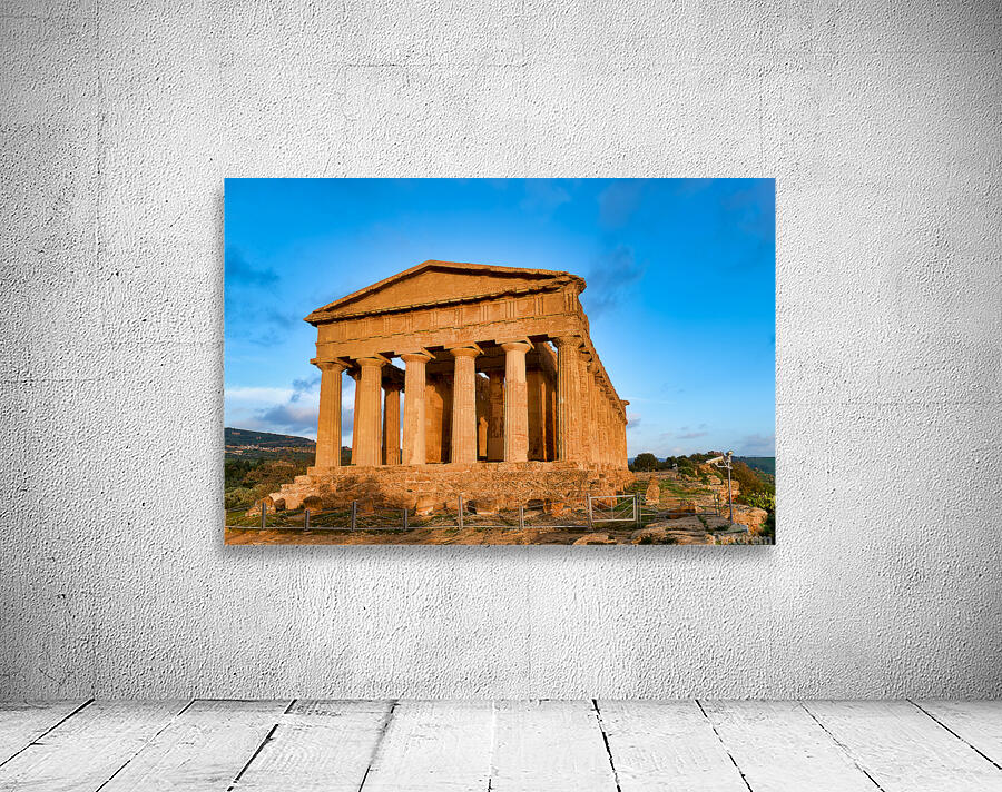 Visit to Concordia Temple in Valle dei Templi Agrigento Wall Preview