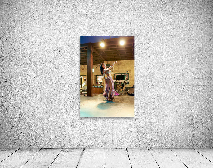 Belly dance performance in Jordan at night Wall Preview