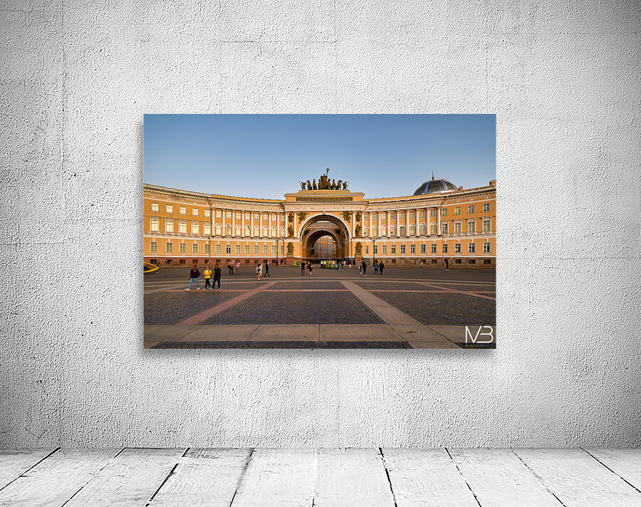 Visitors explore the General Staff Building in St. Petersburg Wall Preview
