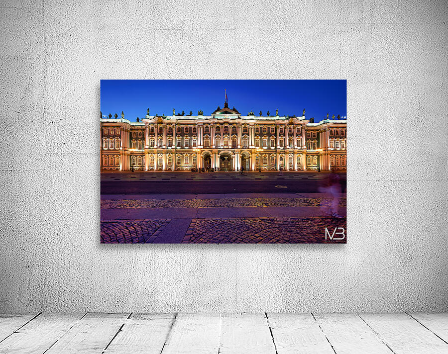 General Staff Building at night in St. Petersburg Wall Preview